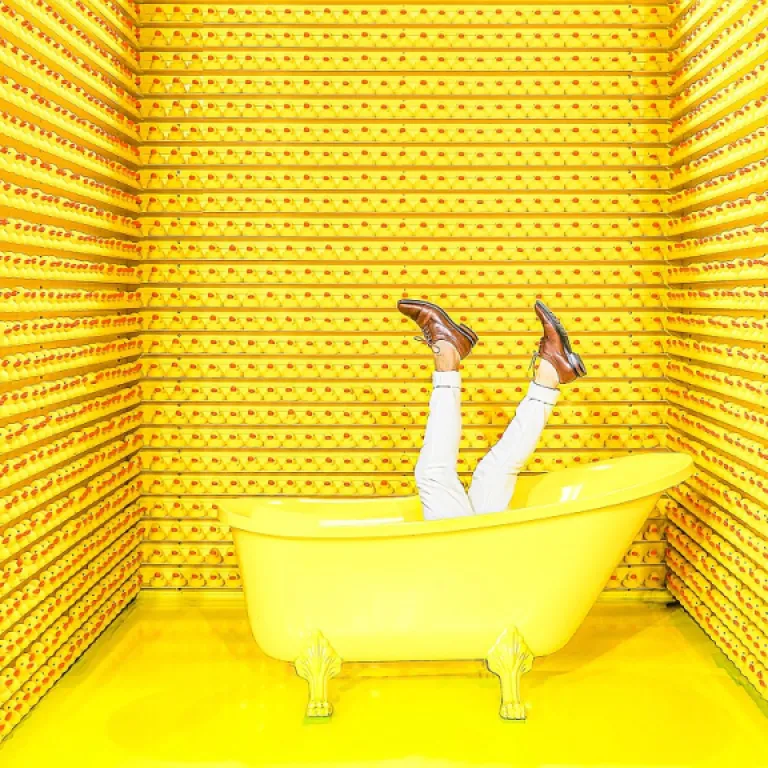 How to choose the right words to describe a good leader in chro strategy